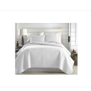 Southshore Fine Linens Oversized Lightweight 3-Pc. Quilt Set, Full/Queen - White